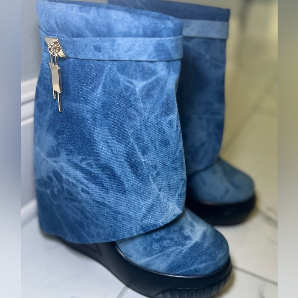 Women denim boots